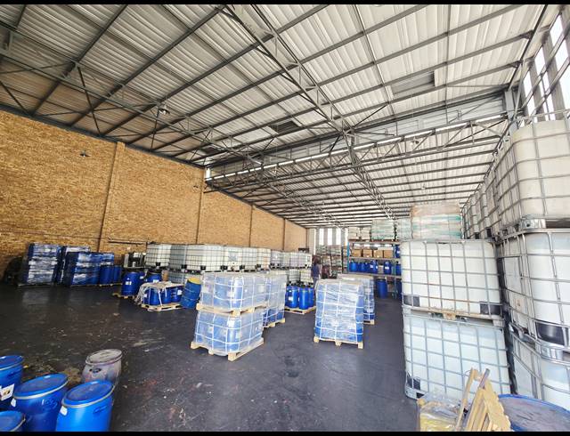 1,226M² WAREHOUSE TO LET IN KYA SANDS
